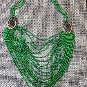 Traditional design nickless